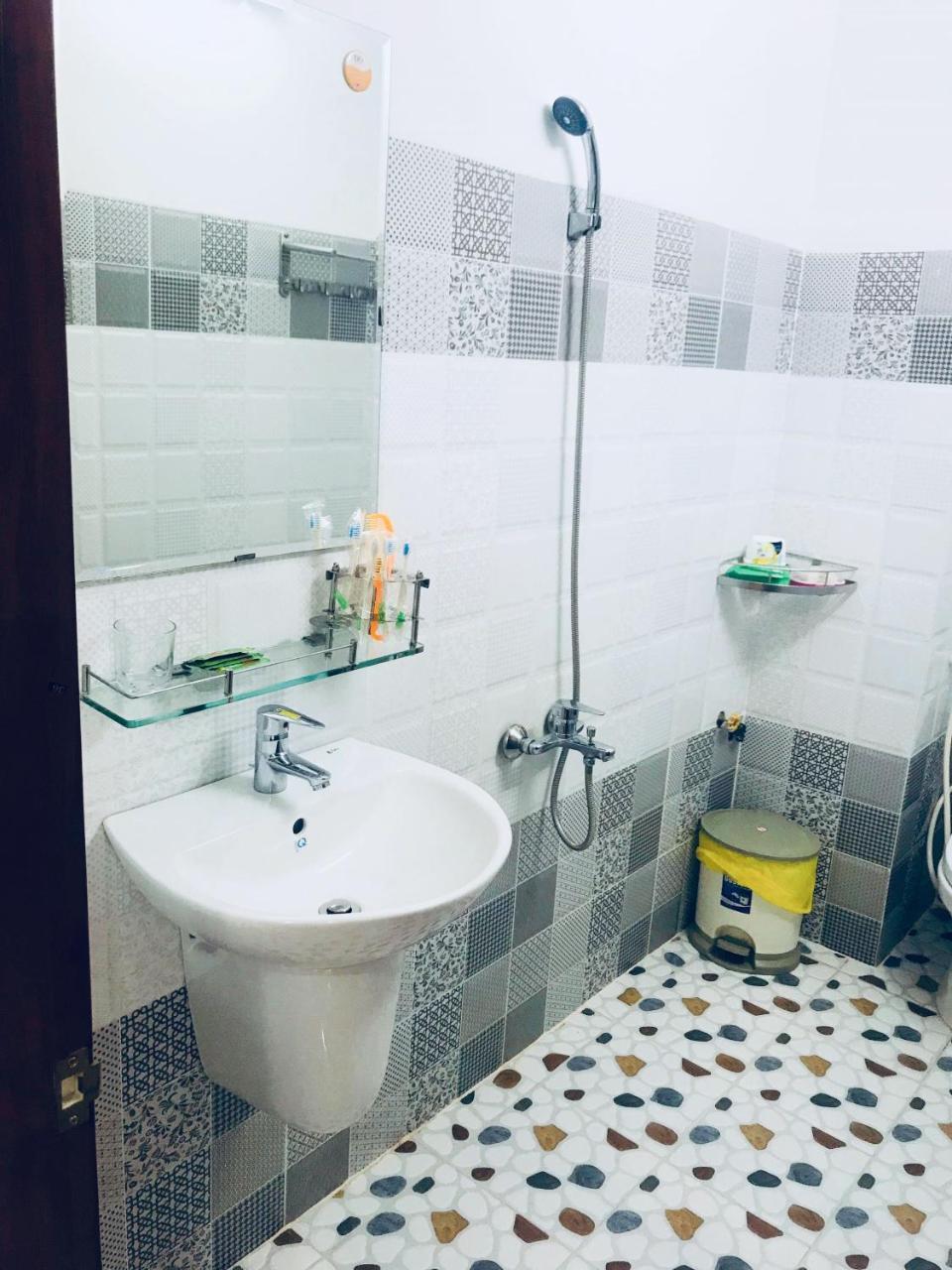 Hotel Duc Thanh Chi Khu Co Ong Экстерьер фото